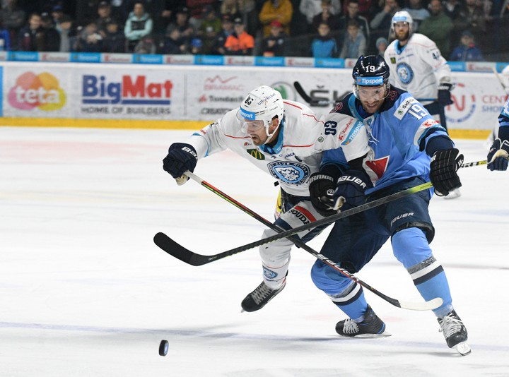 HK Nitra - HC Slovan rozhodlo až napínavé predĺženie